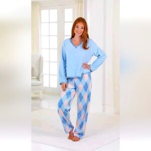 Pajamagram Women's Blue Argyl Snuggle Fleece Pajamas Size 2X